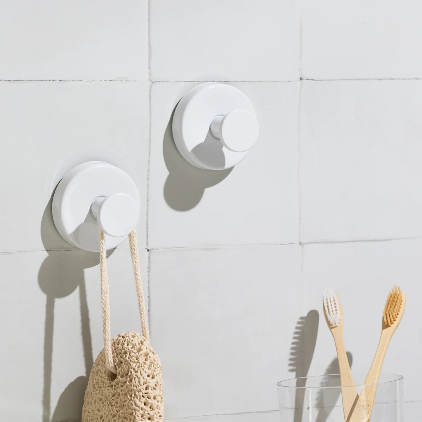 ScandicHook – Helppo asennus ilman poraamista